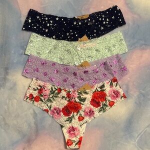 VS PINK Set of 4 Lace Thong Panties